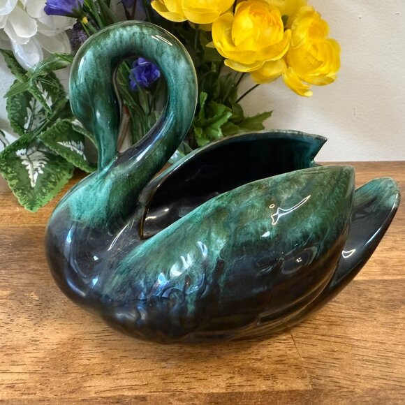 Blue Mountain Pottery Swan Figurine Vintage Canada Green Drip Glaze Ceramic MCM - Picture 5 of 6